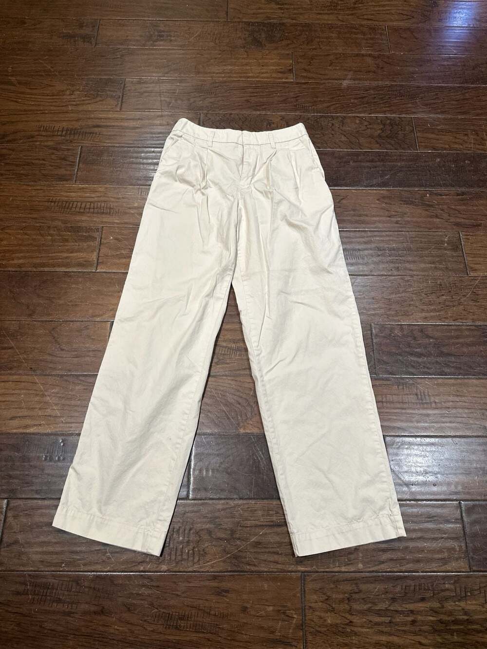 A New Day Women's High-Rise Pleated Wide Leg Chino Pants - Cream Size 4‎